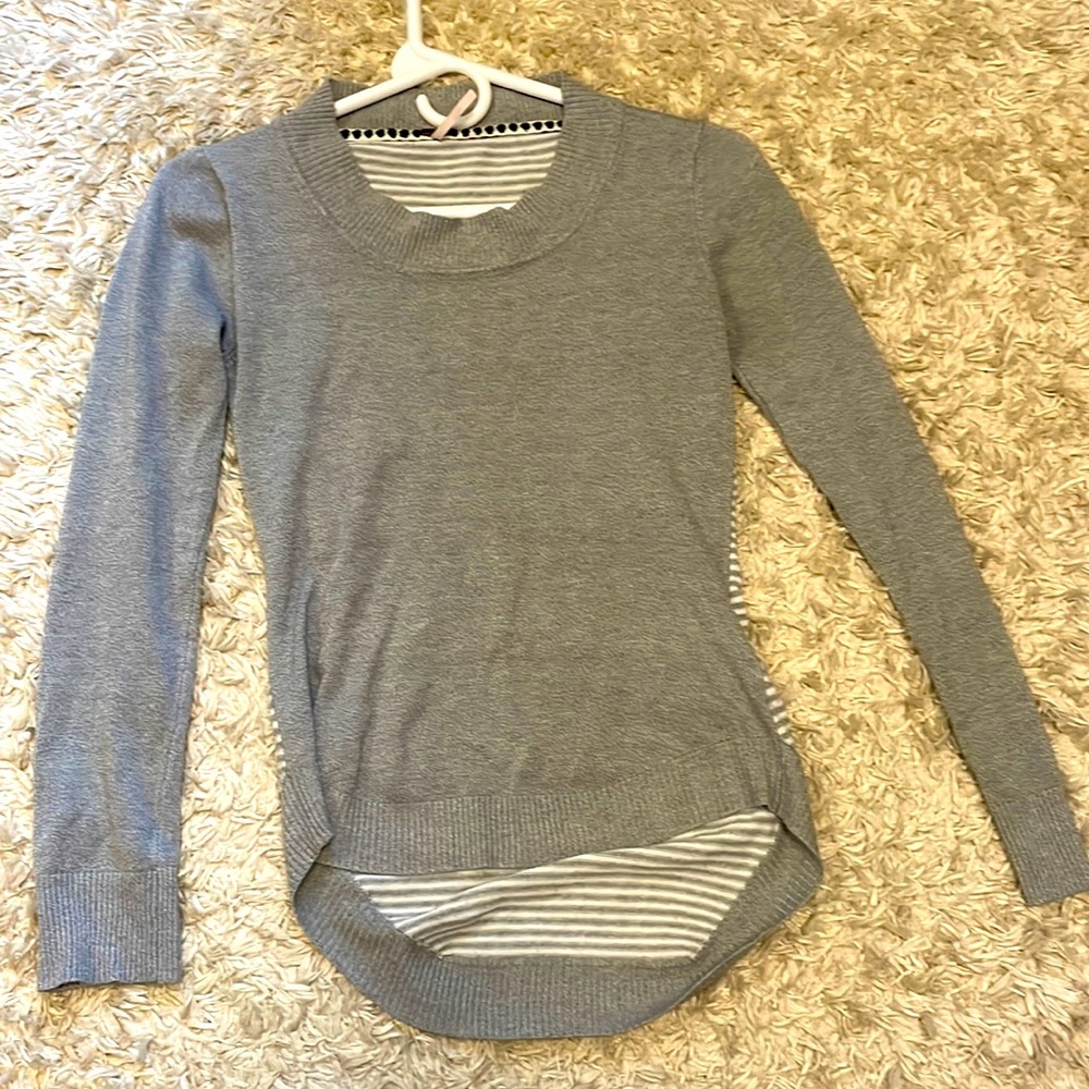 EUC Poof sweater.